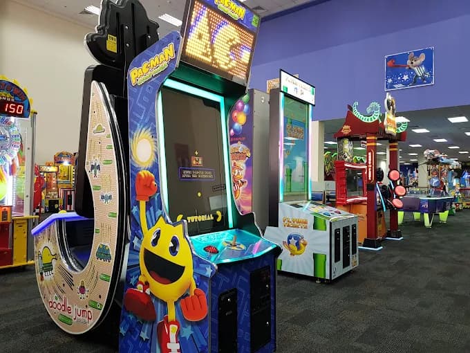 Chuck E. Cheese