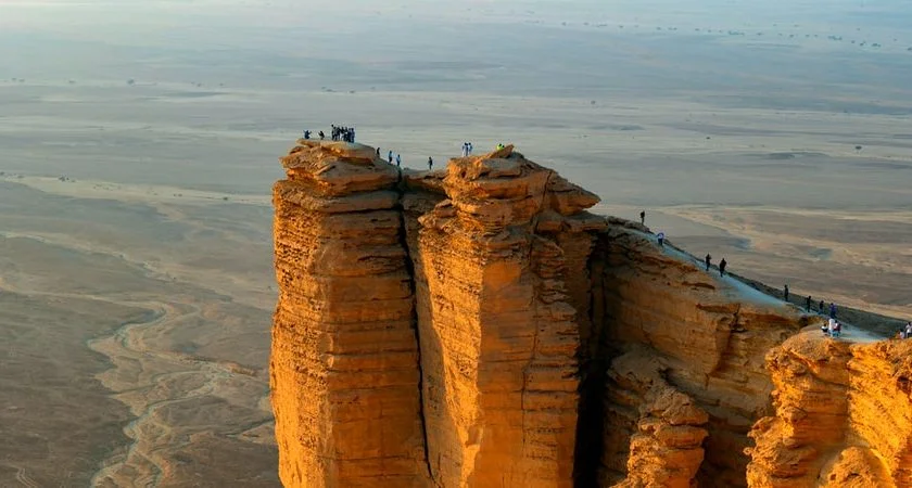 Edge of the World (Jebel Fihrayn)